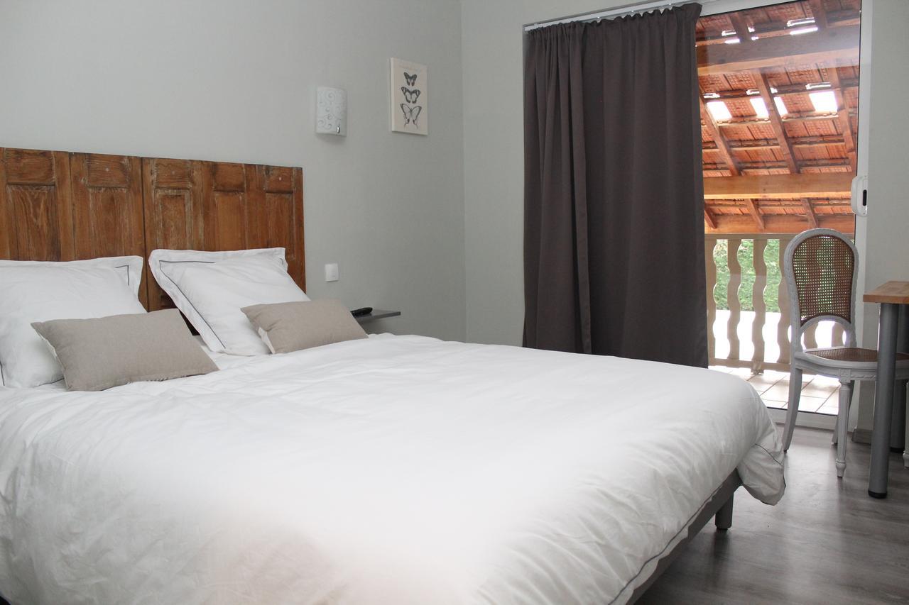 Sous Le Figuier Bed and Breakfast Saint-Siméon-de-Bressieux Eksteriør billede